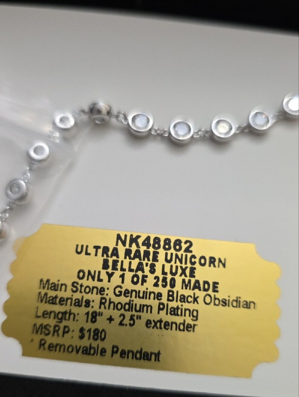 Ultra Rare Unicorn Bellas Luxe 1 Of 250 Made Bomb Party - Picture 2 of 2
